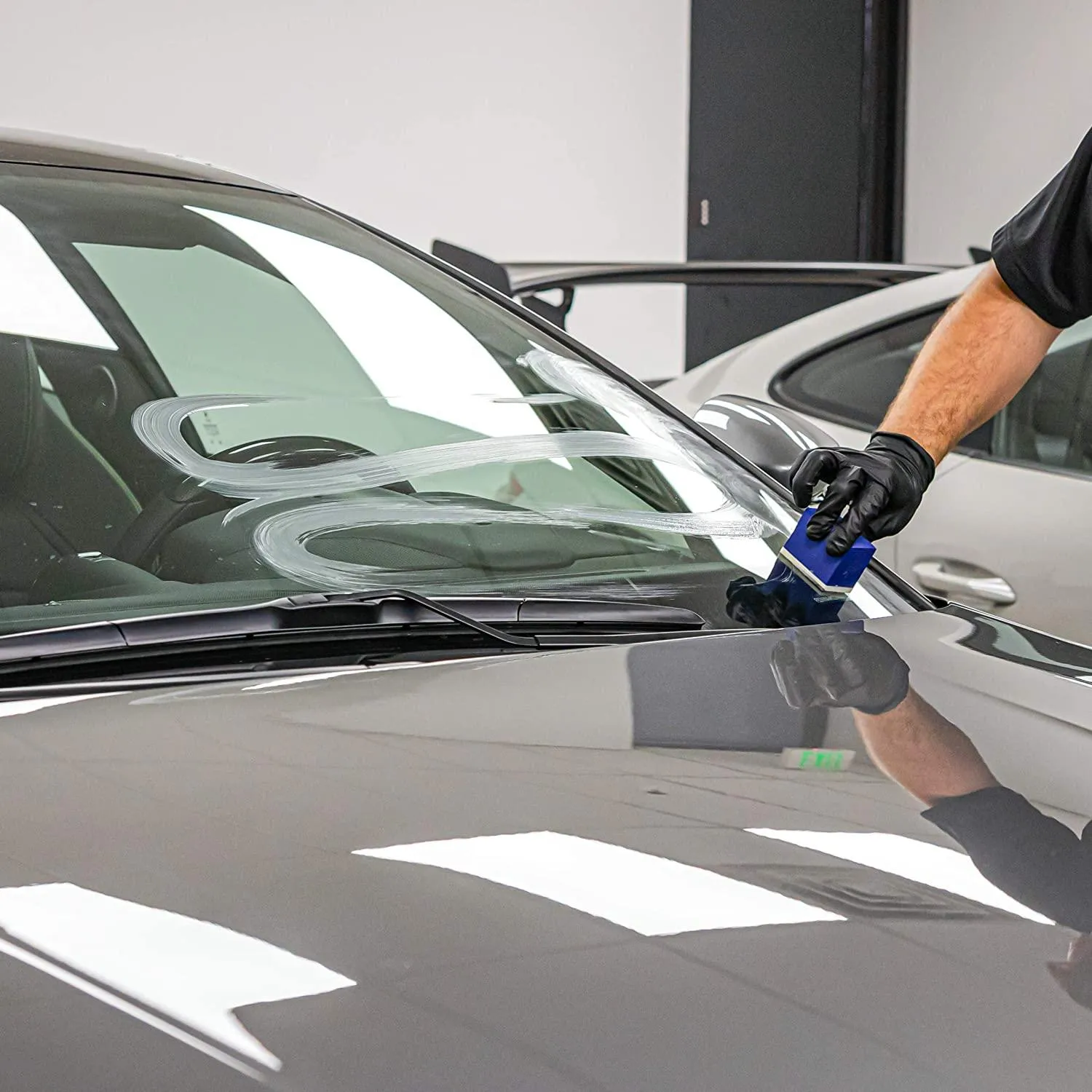 GYEON Q2 View Glass Coating